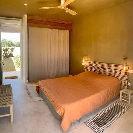 La Pita Villa *